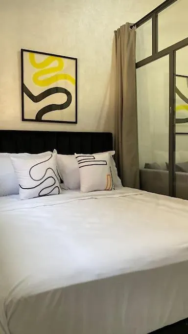 Elegant Masterpiece With Swimingpool 7 Minutes To Gueliz Downtown Apartment Marrakesh